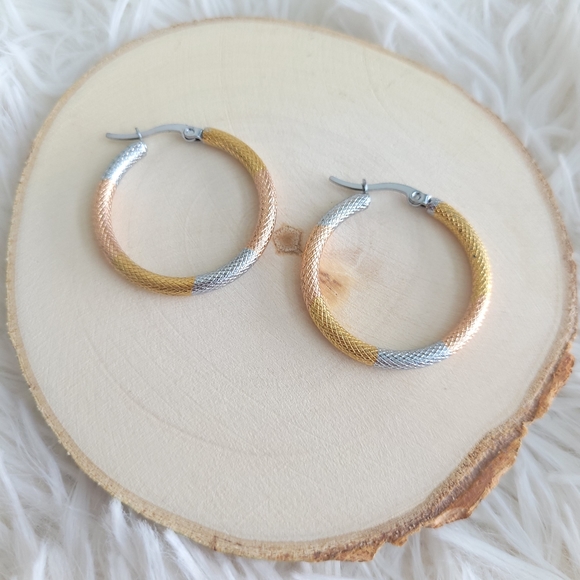 Three Tone Earrings Hoops - Picture 1 of 5